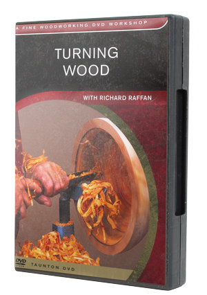 Turning Wood
with Richard Raffan 
